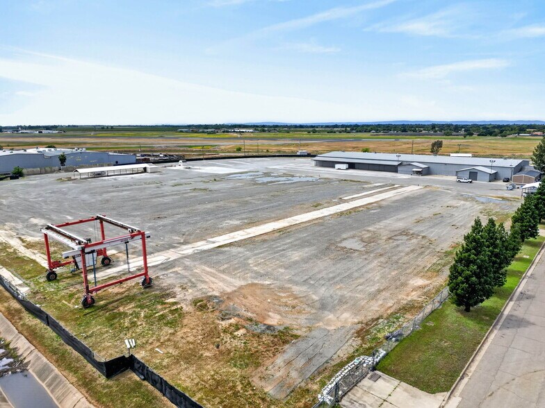 More Photos Of 1260 Furneaux Rd, Olivehurst Warehouse For Sale