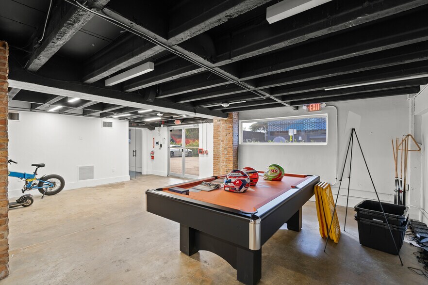 More Photos Of 2041-2045 NW 1st Ave, Miami Light Manufacturing For Lease