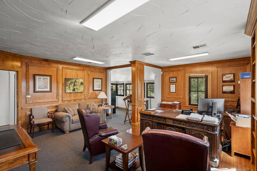 More Photos Of 432 Court St, Reno Office For Sale