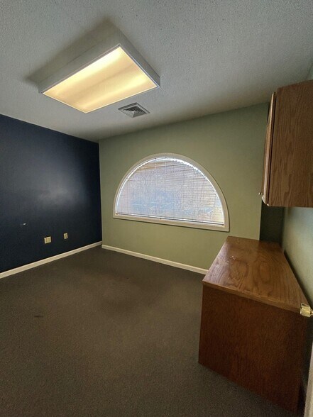 More Photos Of 171 Pleasant St, Concord Medical For Lease