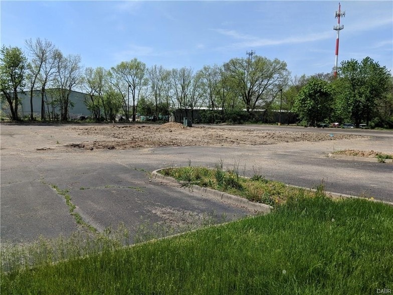 More Photos Of 630 E Dixie Dr, Dayton Land For Sale