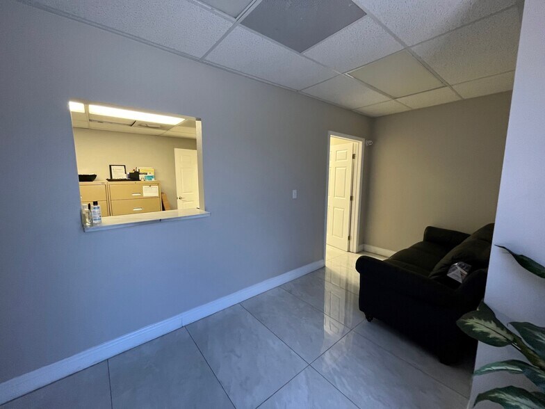 More Photos Of 8710 E Broadway Ave, Tampa Unknown For Lease