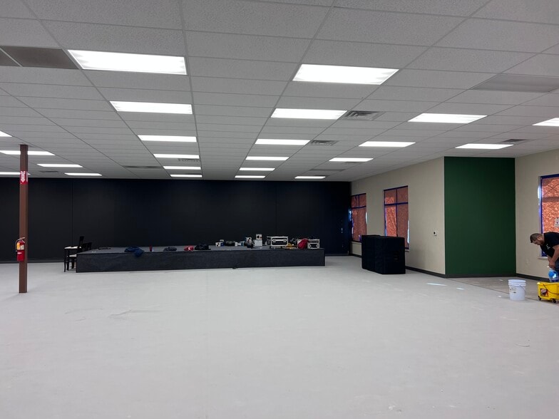 More Photos Of 525 N Peters Ave, Fond Du Lac Unknown For Lease