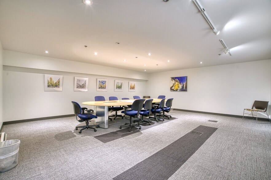 More Photos Of 1215 Spruce St, Boulder Office For Lease