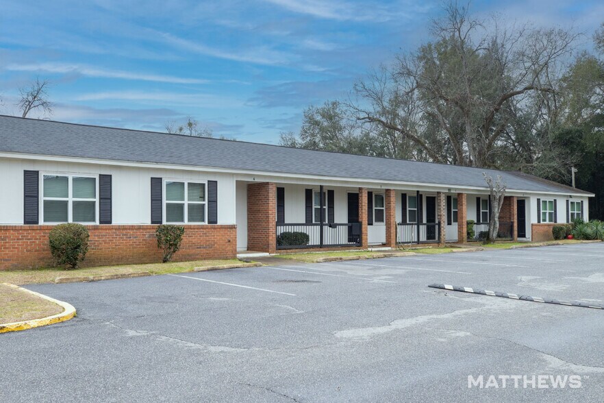 Primary Photo Of 905 A Friendship Dr, Albany Apartments For Sale
