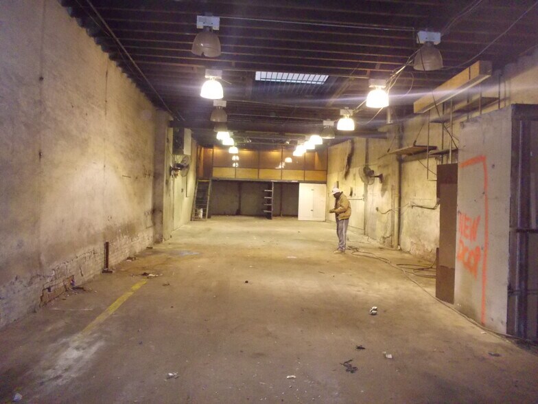 More Photos Of 122 Nostrand Ave, Brooklyn Warehouse For Lease