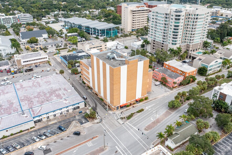 More Photos Of 1709 Ringling blvd, Sarasota Land For Sale