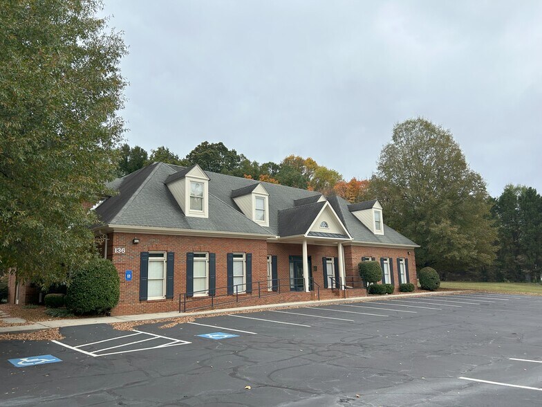 Primary Photo Of 136 N Fairground St NE, Marietta Office For Sale