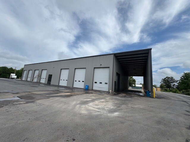 More Photos Of 3850 S Honeysuckle Ln, Rogers Warehouse For Sale