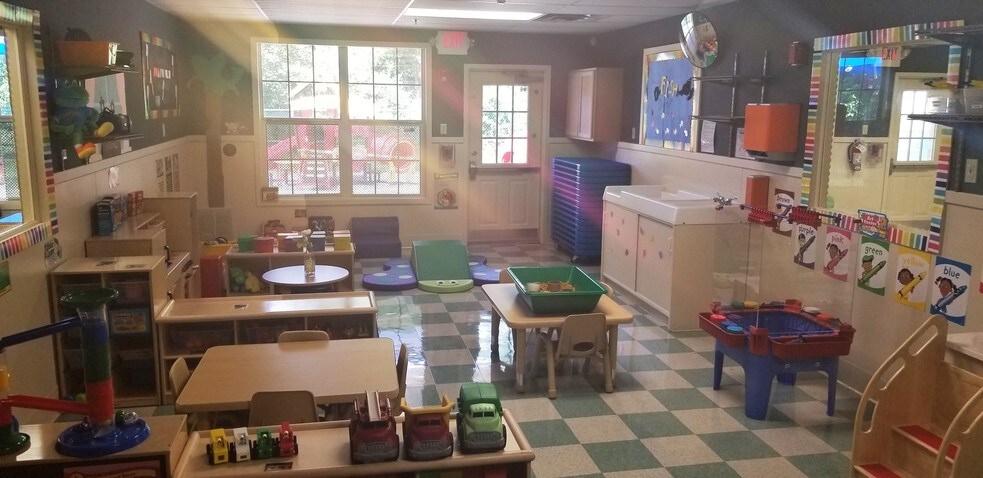 More Photos Of 25 Edison Rd, Mahwah Daycare Center For Lease