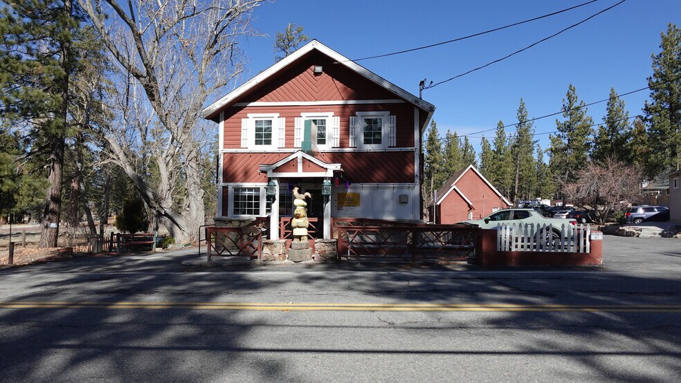 More Photos Of 39904 Big Bear Blvd, Big Bear Lake Restaurant For Sale