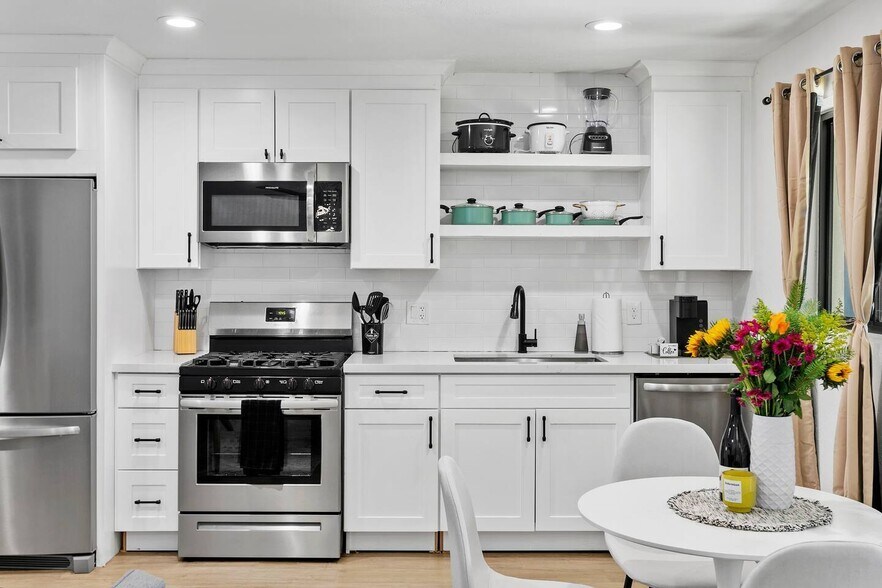 More Photos Of 3139 N 40th St, Phoenix Apartments For Sale