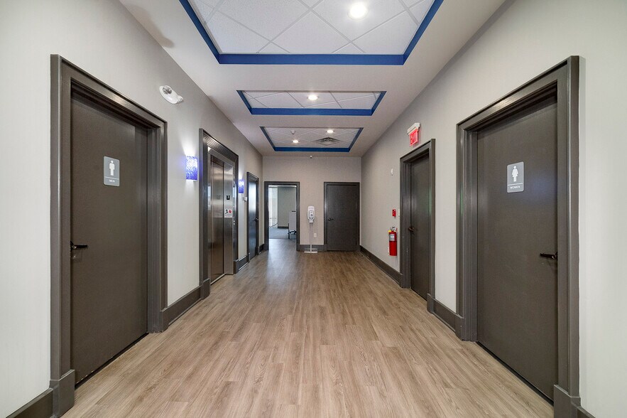 More Photos Of 2010 Avalon Pky, Mcdonough Office For Lease