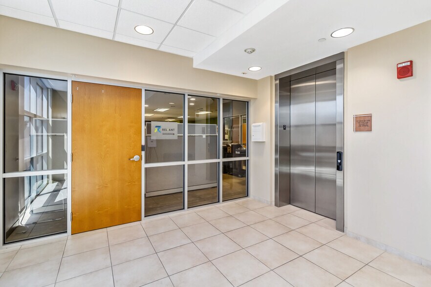 More Photos Of 11002 Lake Hart Dr, Orlando Religious Facility For Lease