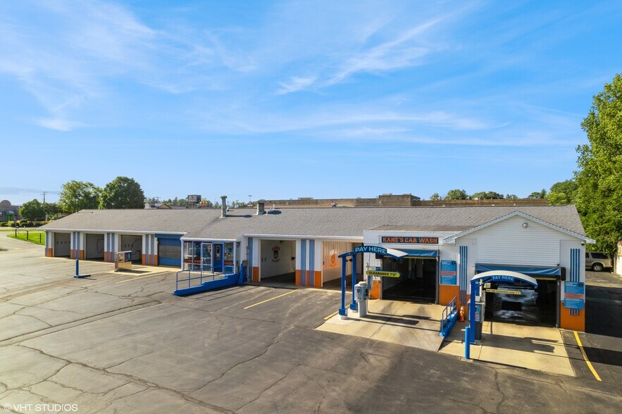 More Photos Of 731 Midwest Ct, Freeport Carwash For Sale