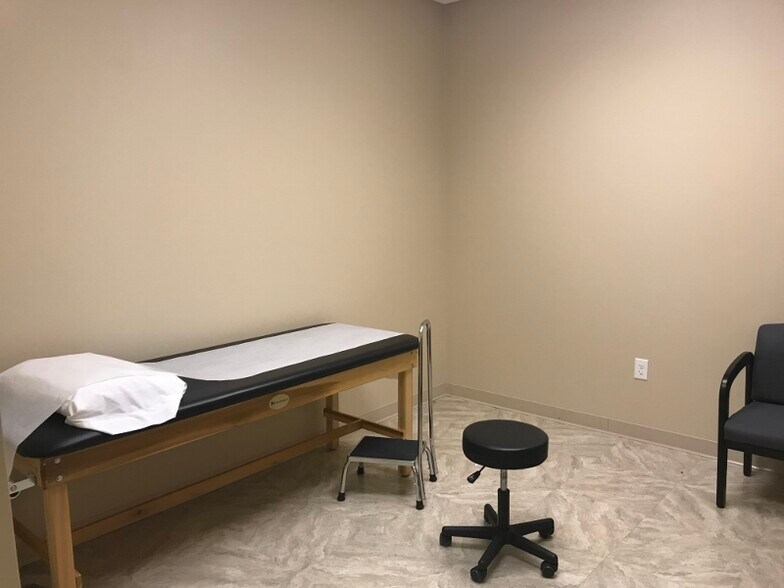 More Photos Of 6840 Peachtree Industrial Blvd, Atlanta Medical For Lease