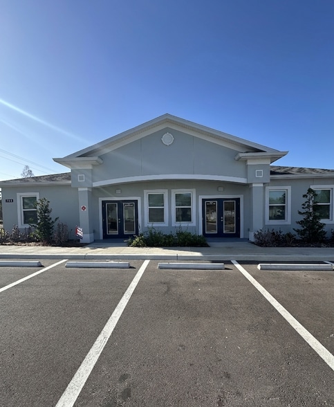 Primary Photo Of 708 Cactus Ridge Cir, Seffner Medical For Lease