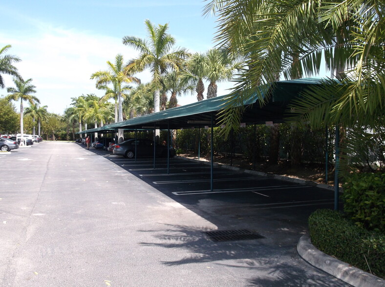 More Photos Of 2465 Mercer Ave, West Palm Beach Office For Lease