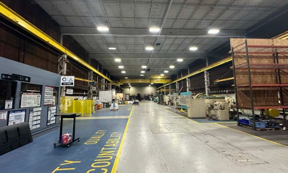 More Photos Of 2175 Schlichter Dr, Hamilton Manufacturing For Lease