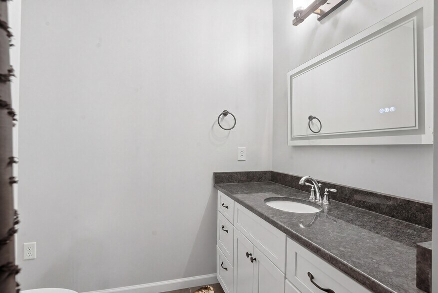 More Photos Of 51 Redder rd, Pine Bush Flex For Sale