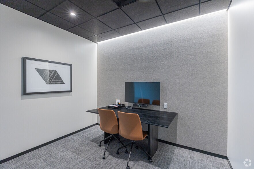 More Photos Of 4727 Executive Dr, San Diego Coworking Space