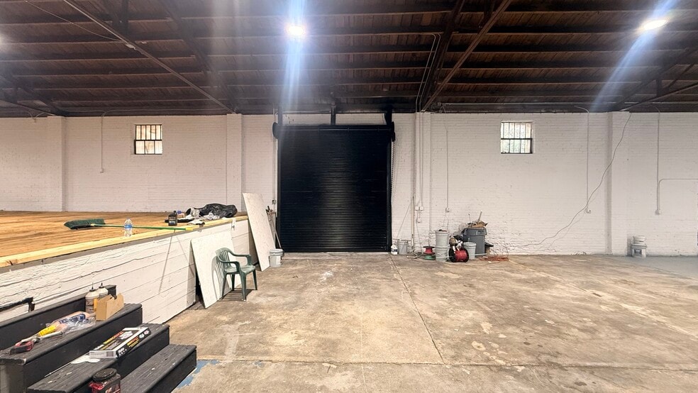 More Photos Of 312 N Center St, Goldsboro Freestanding For Sale
