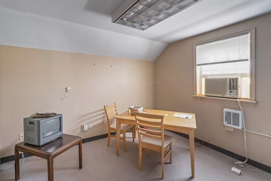 More Photos Of 614 Union Rd, Vineland Office For Sale