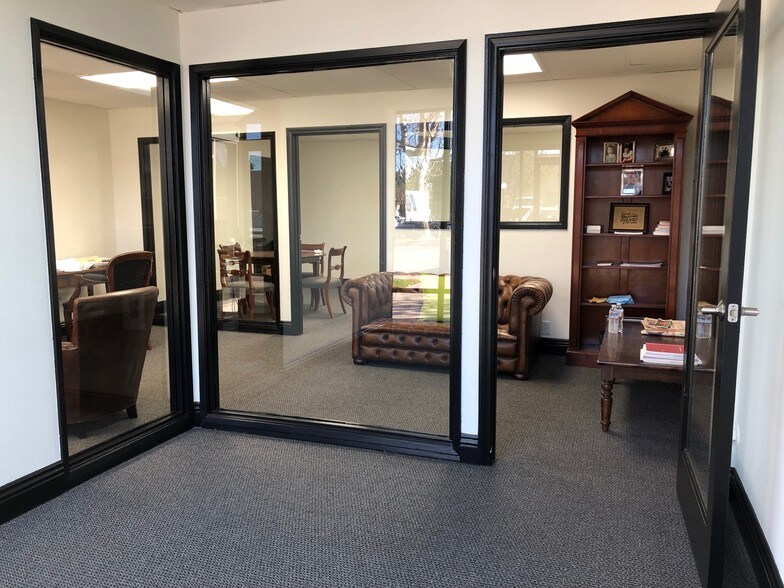 More Photos Of 3609 W MacArthur Blvd, Santa Ana Manufacturing For Lease