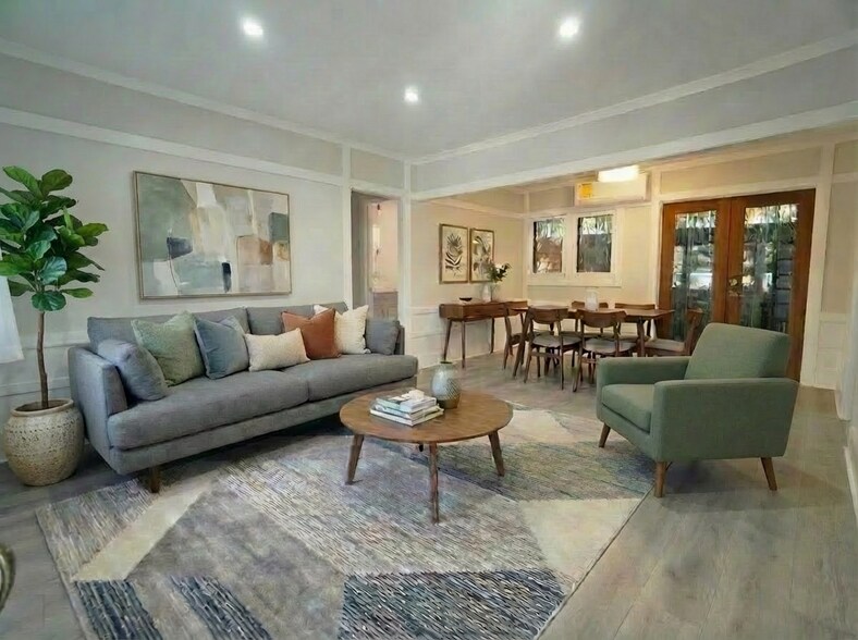 More Photos Of 6043-6053 Selma Ave, Los Angeles Apartments For Sale