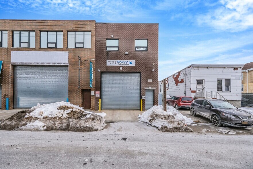Primary Photo Of 1815 128th St, College Point Manufacturing For Sale