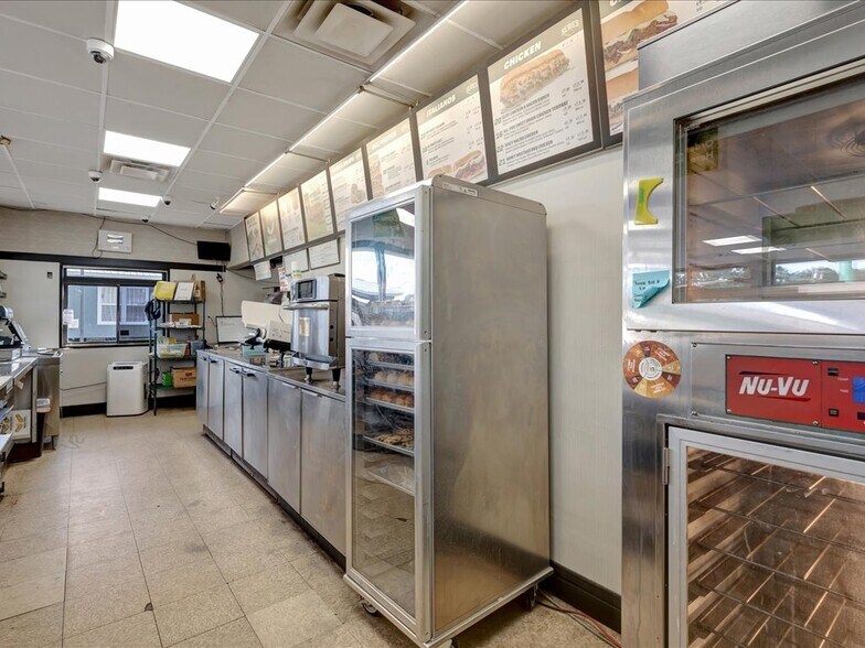 More Photos Of 3415 South St, Nacogdoches Fast Food For Sale