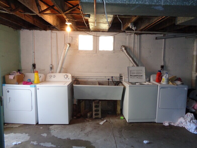 More Photos Of 1801 Goodman Ave, Cincinnati Apartments For Sale