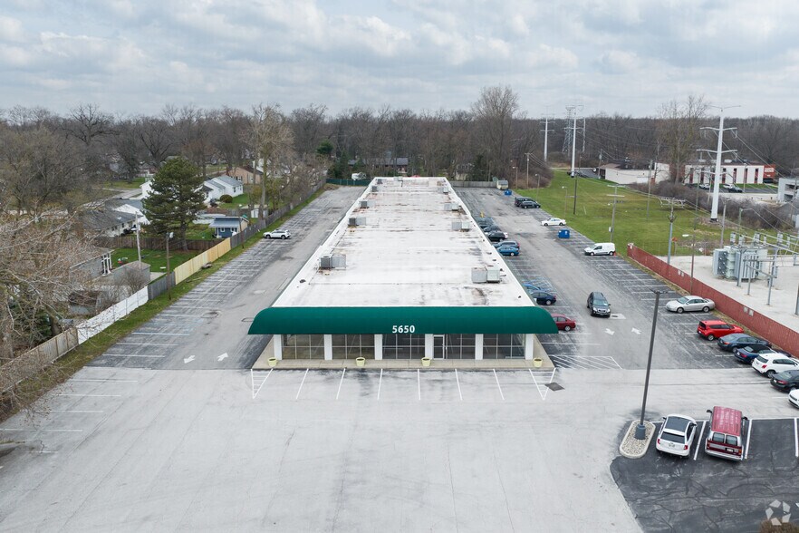 More Photos Of 5650-5652 W Central Ave, Toledo Office For Lease