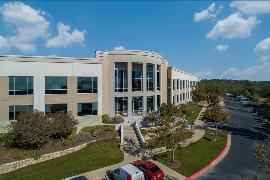 More Photos Of 7500 Rialto Blvd, Austin Unknown For Lease