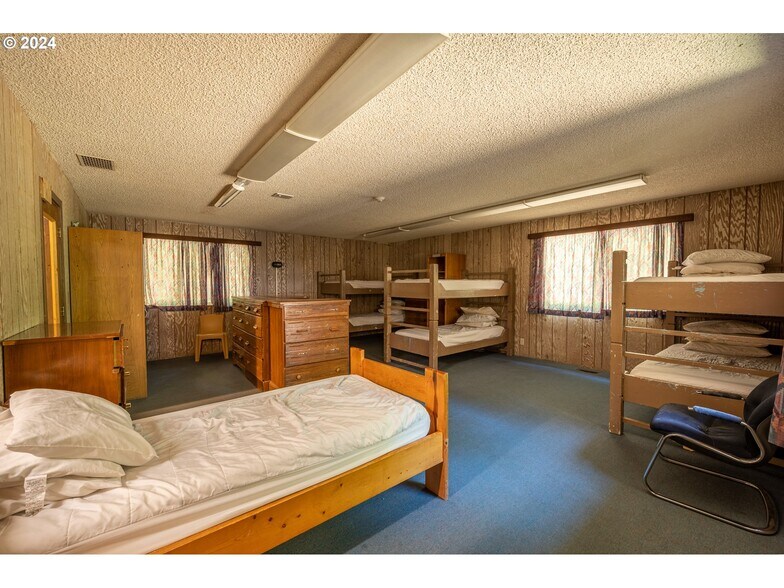 More Photos Of 58787 Hwy 101 hwy, Coos Bay Correctional Facility For Sale