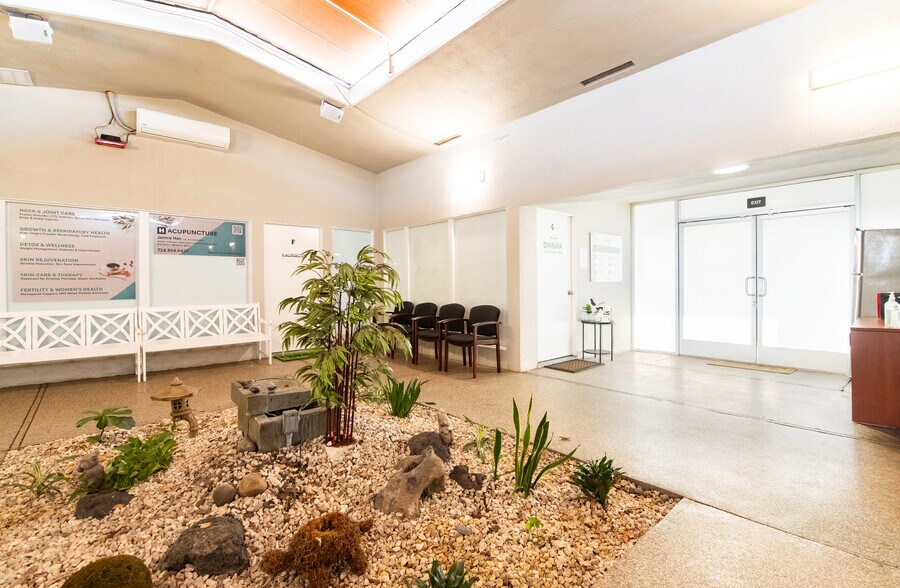 More Photos Of 1351 E Chapman Ave, Fullerton Office For Sale