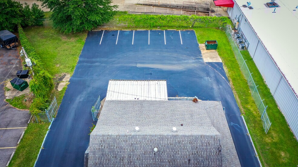 More Photos Of 2911 Pine St, Arkadelphia Medical For Sale