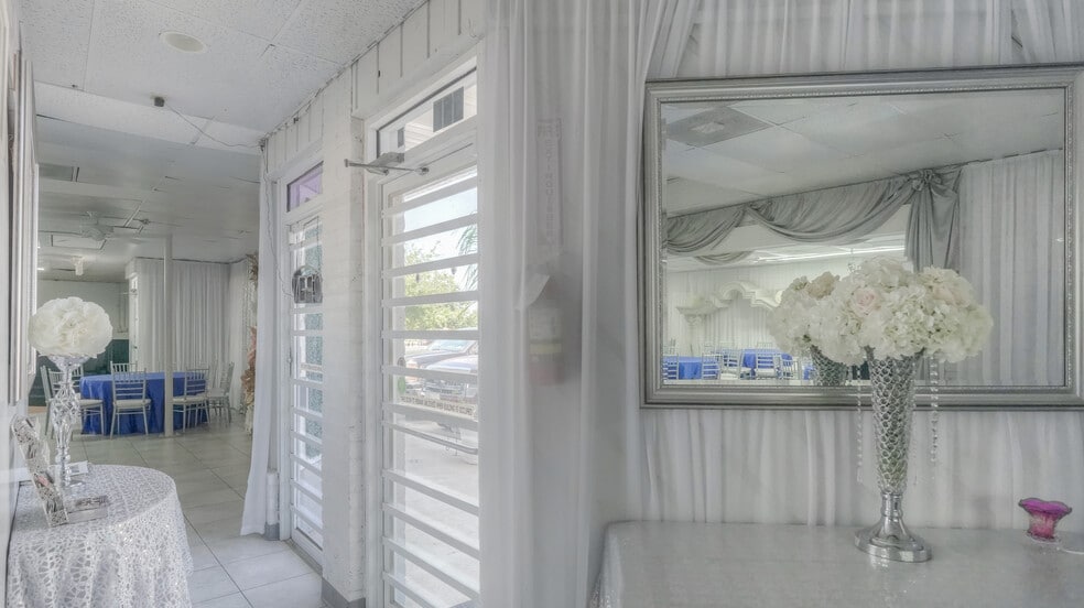 More Photos Of 550 FM 1959 Rd, Houston General Retail For Sale