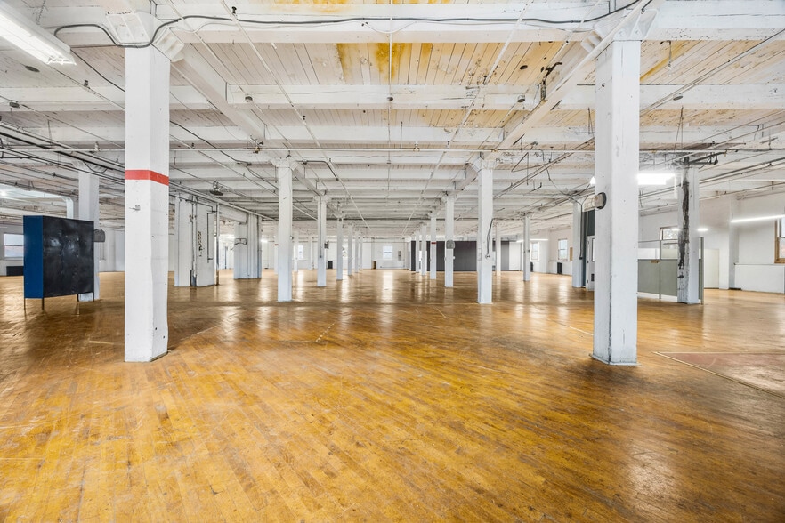 More Photos Of 39-49 St Bridgets Dr, Rochester Manufacturing For Sale