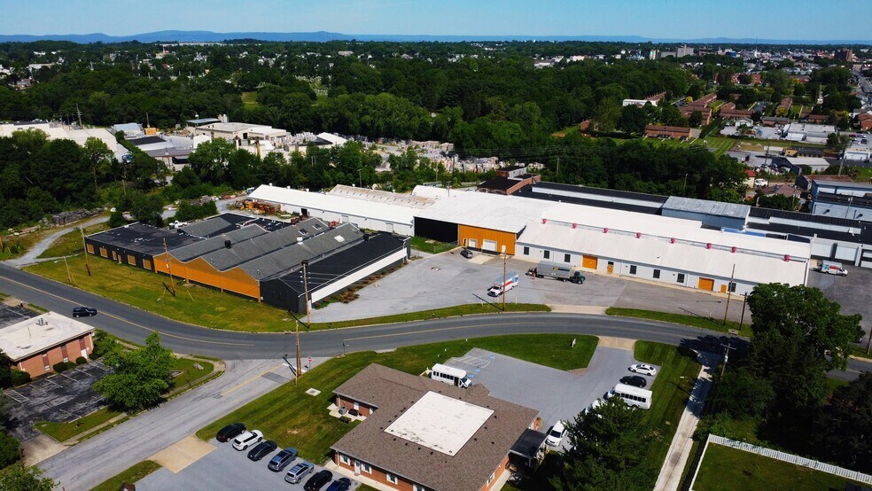 More Photos Of 700 E 1st St, Hagerstown Warehouse For Lease