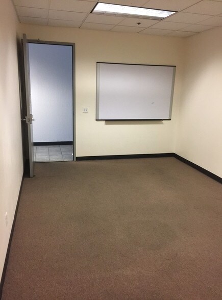 More Photos Of 15300 Woodinville-Redmond Rd NE, Woodinville Manufacturing For Lease