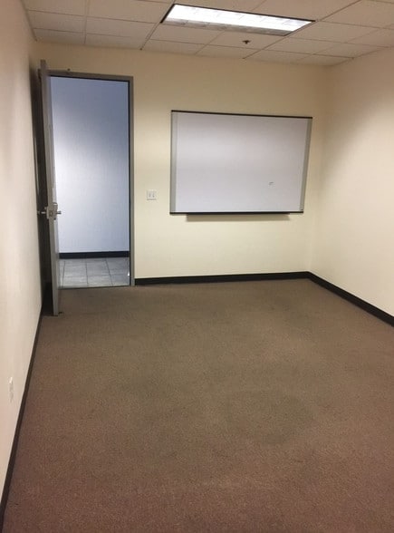 More Photos Of 15300 Woodinville-Redmond Rd NE, Woodinville Manufacturing For Lease