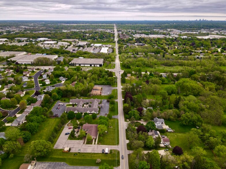 More Photos Of N48W14336 Hampton Rd, Menomonee Falls Office For Sale