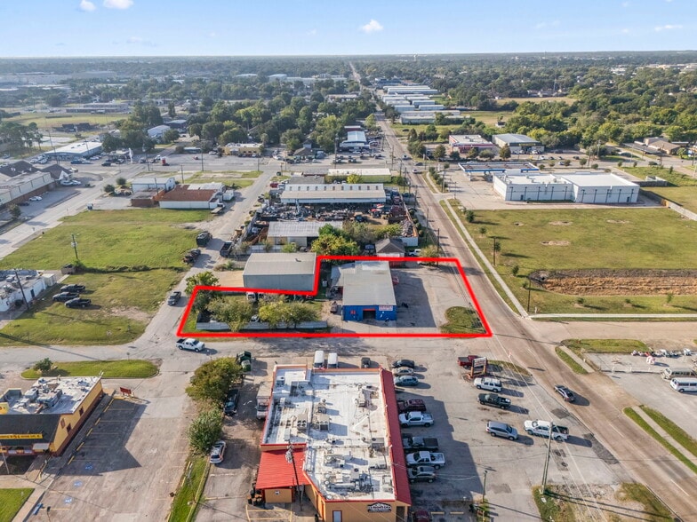 More Photos Of 1201 Preston Ave, Pasadena Auto Repair For Sale