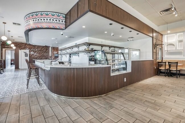 More Photos Of 7653 International Dr, Orlando Freestanding For Lease