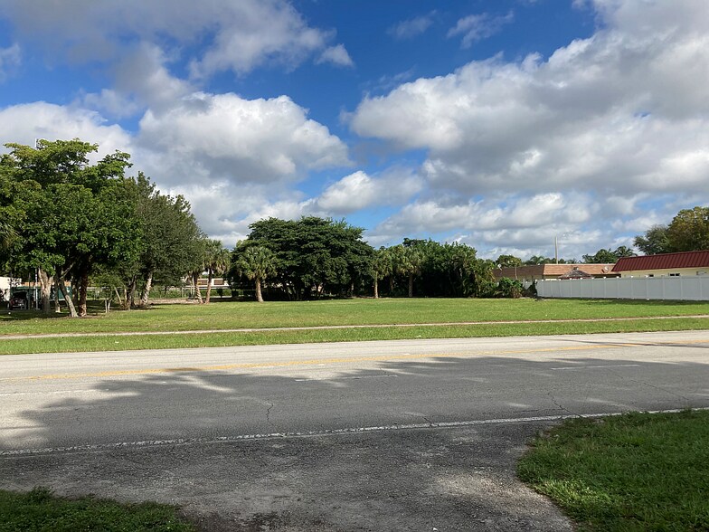 More Photos Of 1051 SW 80th Ave, North Lauderdale Land For Sale
