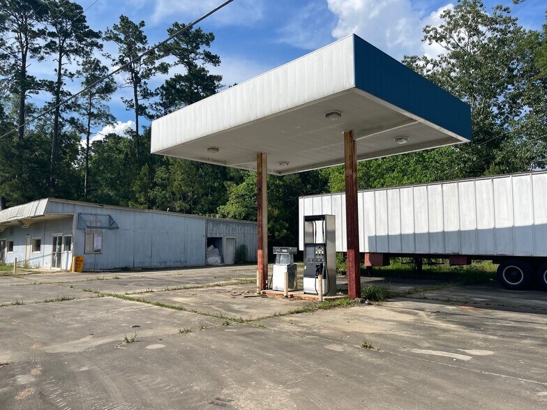 Primary Photo Of 3238 FM 1131, Vidor Convenience Store For Sale