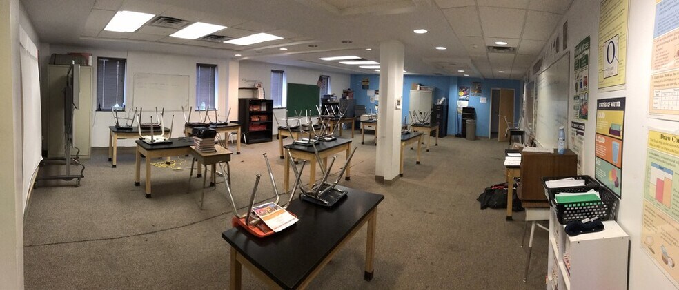 More Photos Of 184 Salem Ave, Dayton Office Residential For Lease