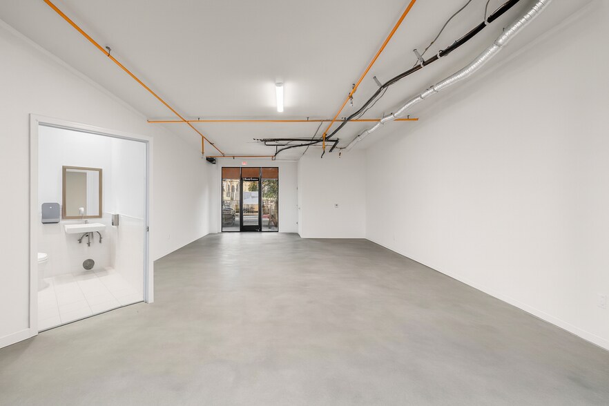 More Photos Of 1761-1763 16th St, Oakland Apartments For Sale