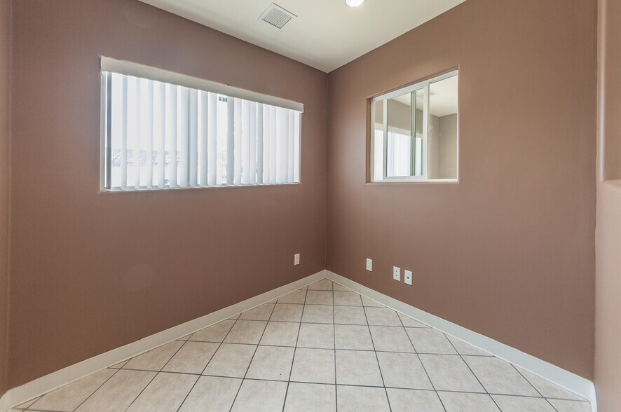 More Photos Of 5010 W Washington Blvd, Los Angeles Land For Lease